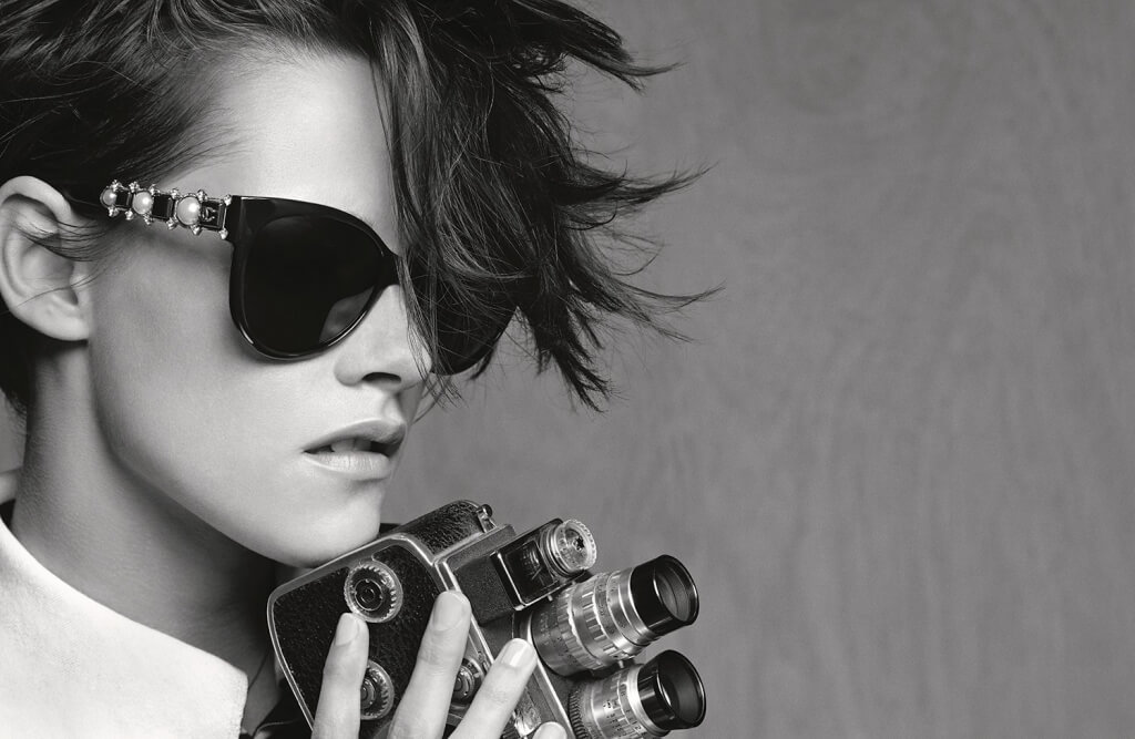 CHANEL_eyewear_Spring_Summer_2015_collection_Ad_campaign_pictures_by_Karl_Lagerfeld_LD